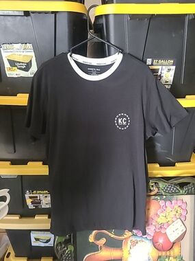 Kenneth Cole Black Short-Sleeve Tee with White Crew Trim Large